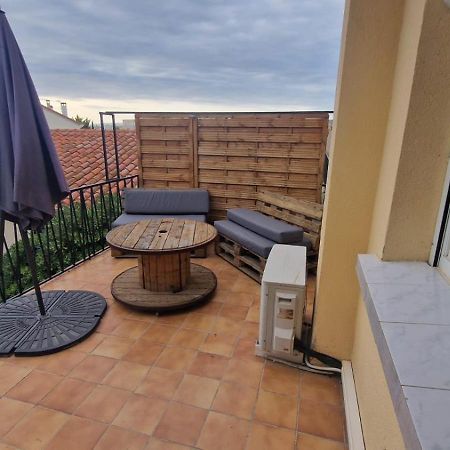Appartement En Bord De Plage - A 50 M De La Mer Canet-en-Roussillon Bagian luar foto