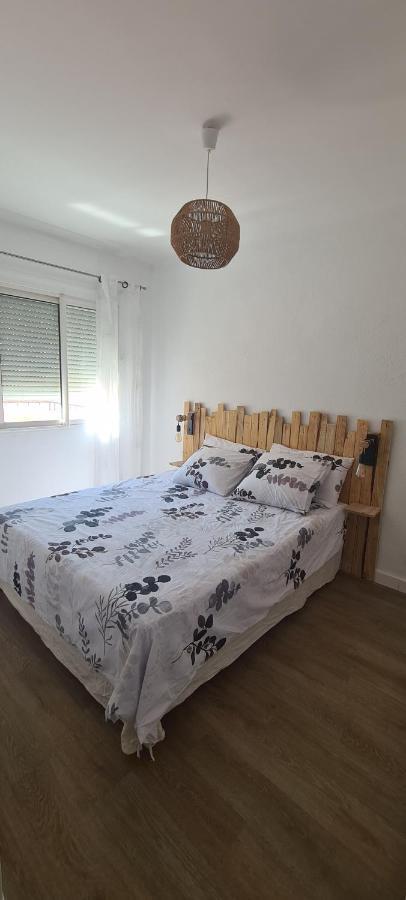 Appartement En Bord De Plage - A 50 M De La Mer Canet-en-Roussillon Bagian luar foto